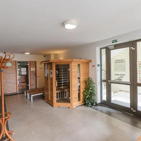 Golden Bridge And Wellness Apartman *