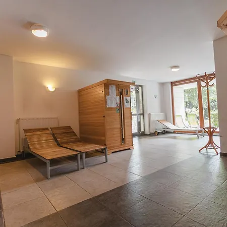 Golden Bridge And Wellness *