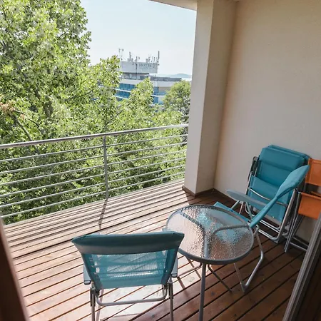 Golden Bridge And Wellness 公寓 巴拉顿菲赖德