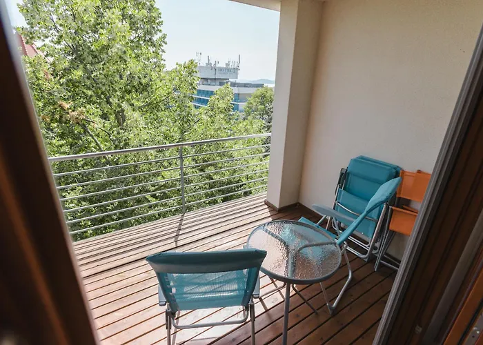 Golden Bridge And Wellness Apartment Balatonfured